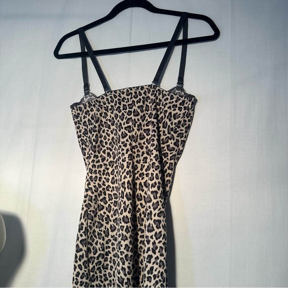 NANCY Ganz Bodyslimmers 36 C leopard removable strap slip dress - Picture 7 of 14